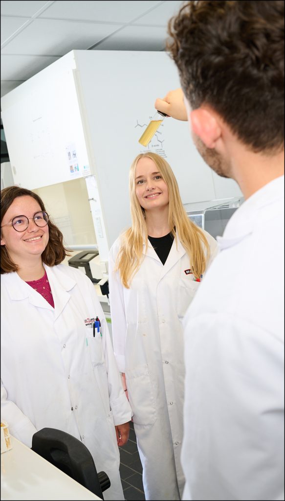 les formations aux analyses en laboratoire 